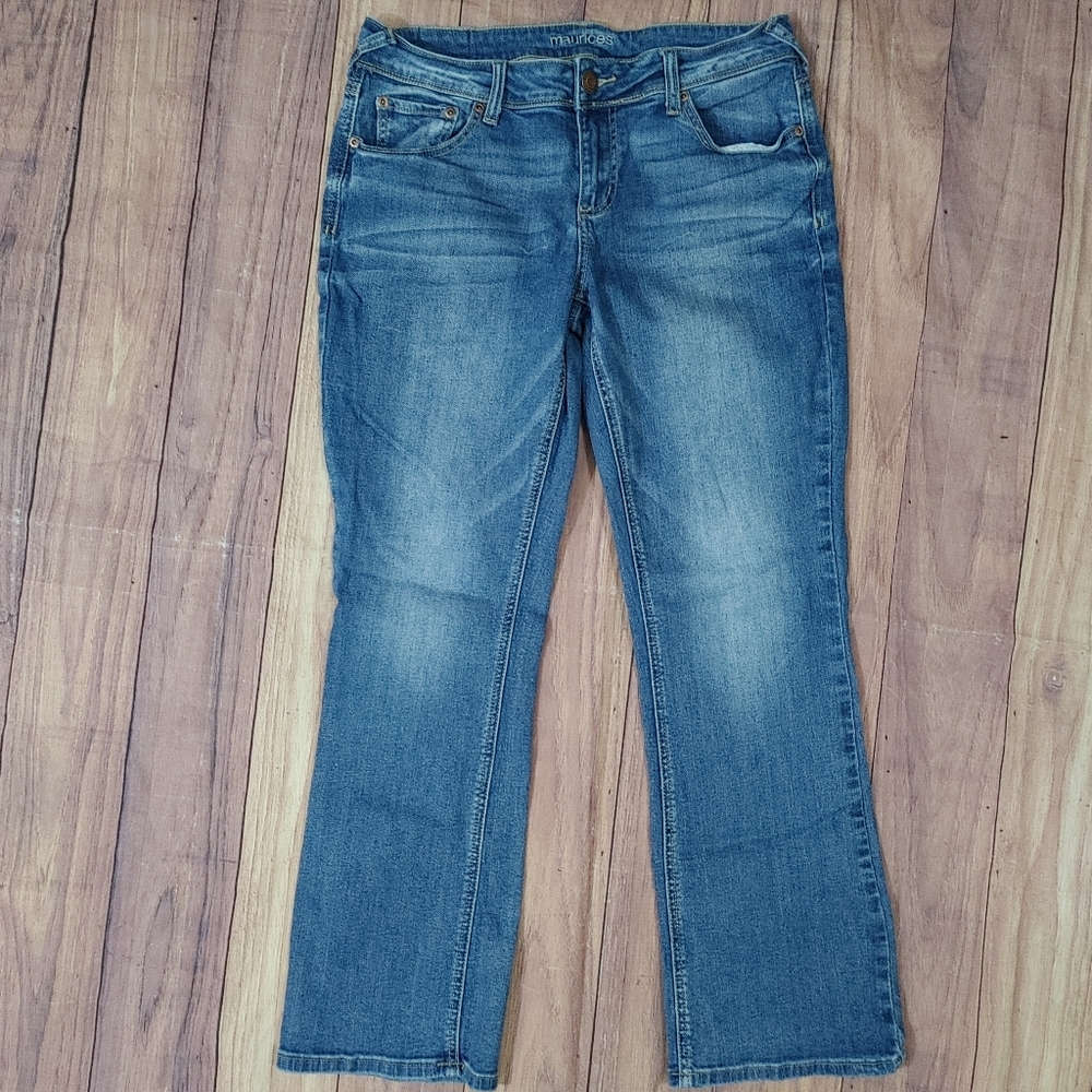 Maurices size 10 Short Straight Jeans